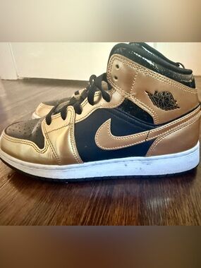 Nick Air Jordan Kids Metallic Gold and Black High-Top Sneakers